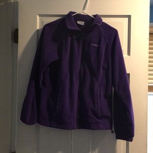 Woman’s Columbia full zip jacket